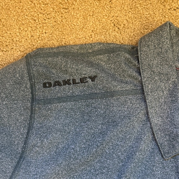 Oakley Men's Polo in Gray and White Ombre - Picture 3 of 10